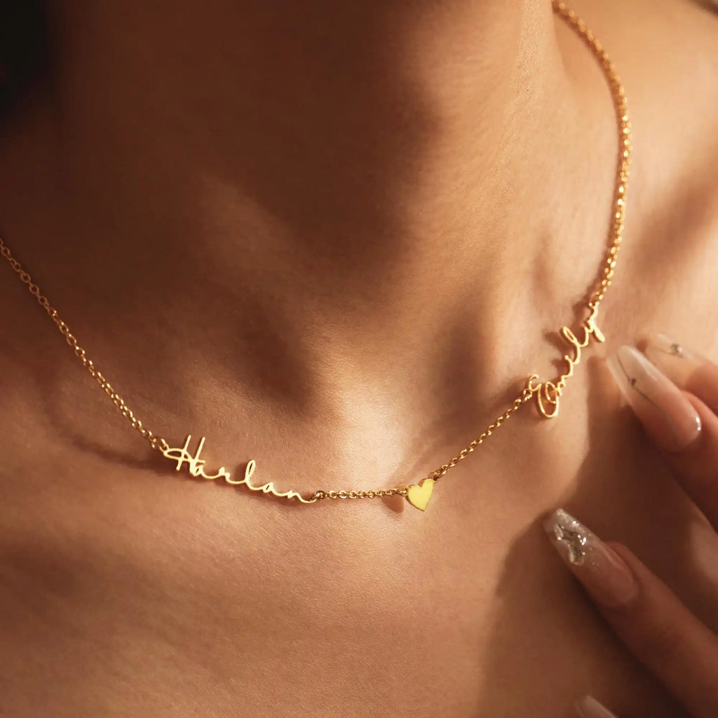 Personalisierte Herzanhänger-Halskette mit zwei Namen